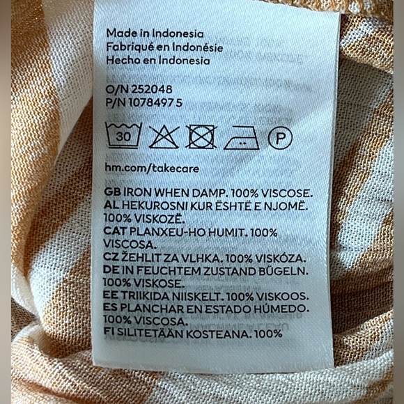 H&M Zebra Print Crop Top Puff Short Sleeves Cream and Tan Sexy Animal Print L - Picture 8 of 10